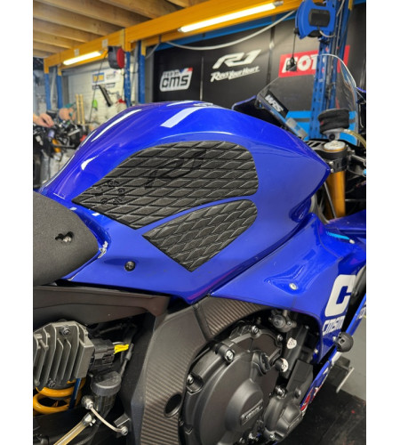 Grip de réservoir noir Yamaha YZF-R1 15- | DRP